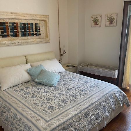 Casa Vacanze "Un Sogno Nel Blu'" Baunei Luaran gambar